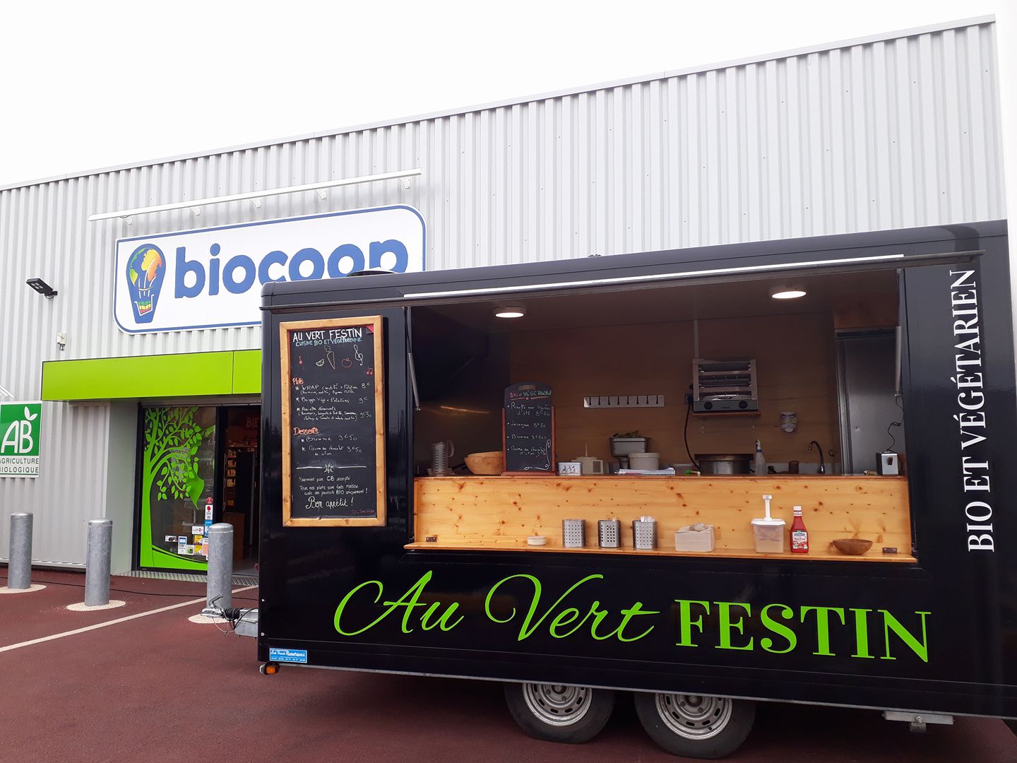 AU VERT FESTIN traiteur BIO - chaque vendredi sur le parking AU VERT FESTIN traiteur BIO - chaque vendredi sur le parking